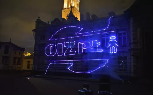 OiZ laser