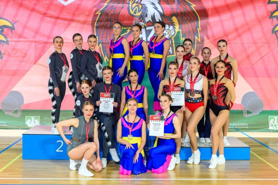 klasyfikacja_teamow_1_miejsce_pl_fot._piotr_walendziak