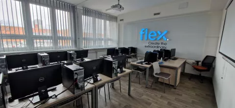 sala firmy Flex