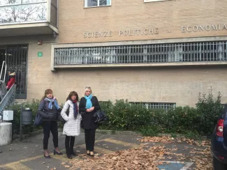 dr inż. Katarzyna Boczkowska, prof. dr hab. inż. Magdalena Grębosz-Krawczyk oraz prof. dr hab. inż. Agnieszka Zakrzewska-Bielawska w ramach stażu na University of Perugia we Włoszech